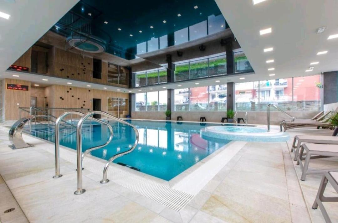 Apartament Rewal Luaran gambar